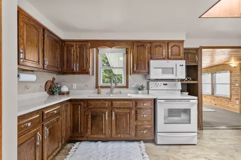 1525 E John St, Appleton, WI 54915 photo 12