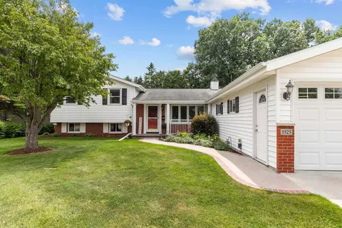 1525 E John St, Appleton, WI 54915 photo 2
