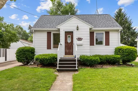 909 W Hawes Ave, Appleton, WI 54914