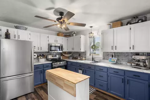 Kitchen - 1336 E Amelia St, Appleton, WI 54911 photo 2 of 2