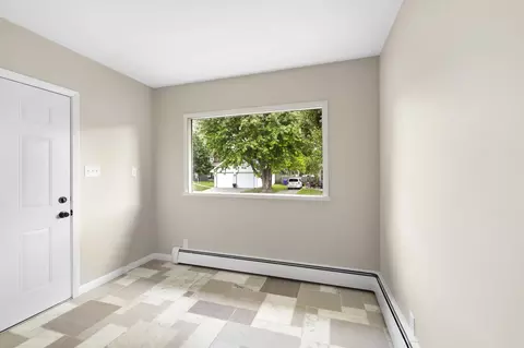 215 E Spring St, Appleton, WI 54911 photo 4