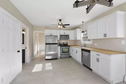215 E Spring St, Appleton, WI 54911 photo 23