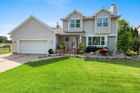1719 Ohearn Ln, De Pere, WI 54115