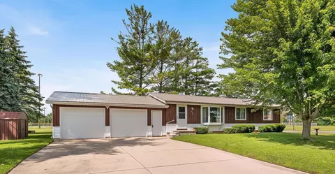 404 Sunset Dr, Reedsville, WI 54230