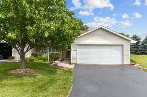 3115 White Tail Ln #A, Oshkosh, WI 54904