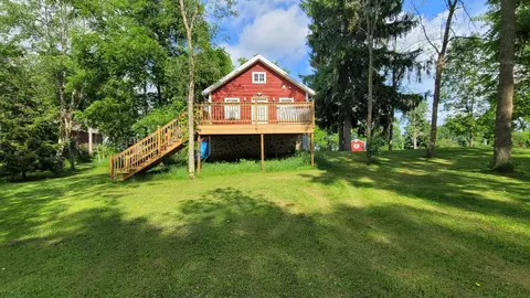 n6125 Miles Road, Porterfield, WI 54159