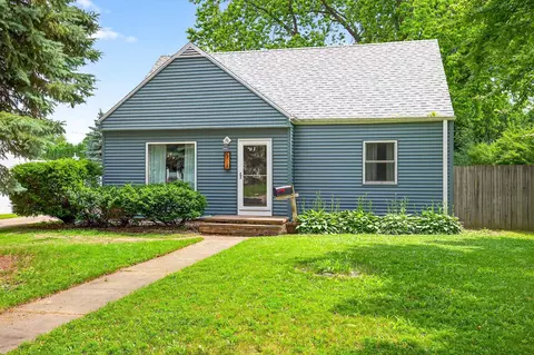 513 E Glendale Ave, Appleton, WI 54911