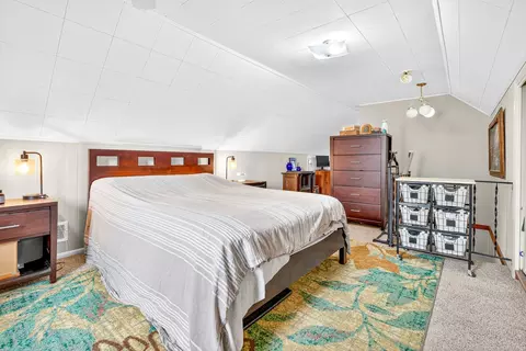 Bedroom - 513 E Glendale Ave, Appleton, WI 54911 photo 4 of 5
