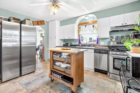 Kitchen - 513 E Glendale Ave, Appleton, WI 54911 photo 1 of 3