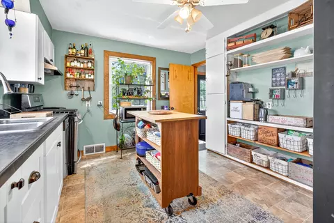 Kitchen - 513 E Glendale Ave, Appleton, WI 54911 photo 2 of 3