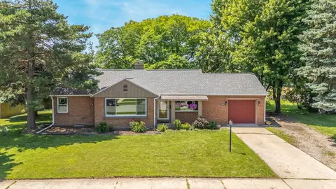 849 Reddin Ave, Neenah, WI 54956