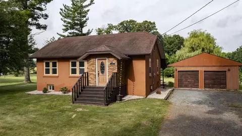 6423 Wisconsin St, Vesper, WI 54489