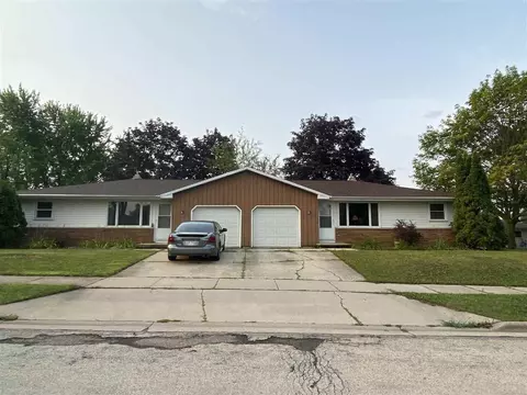 501 Tampa Way, Little Chute, WI 54140