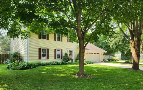 3011 Angeline Ct, Green Bay, WI 54313