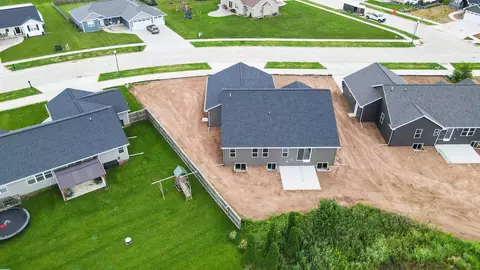 3455 E Rubyred Dr, Appleton, WI 54913 photo 33