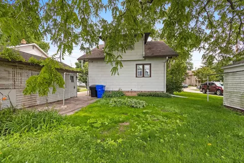 Exterior - 215 N State St, Appleton, WI 54911 photo 1 of 5