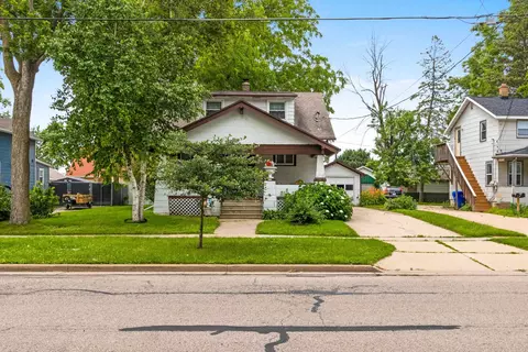 Exterior - 215 N State St, Appleton, WI 54911 photo 5 of 5