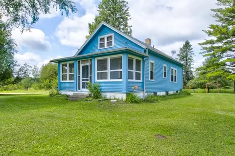 w5492 Number 15 Road, Wallace, MI 49893