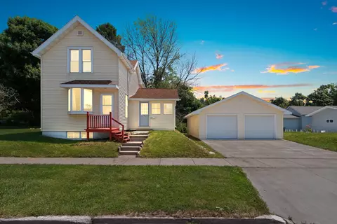 714 Juneau St, Kewaunee, WI 54216