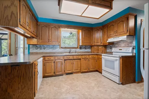 411 Maple St, Casco, WI 54205 photo 11