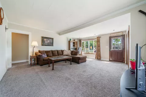 1407 N Meade St, Appleton, WI 54911 photo 2