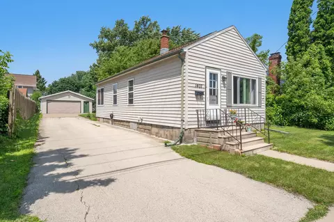 1407 N Meade St, Appleton, WI 54911