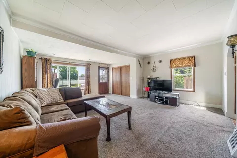 1407 N Meade St, Appleton, WI 54911 photo 5