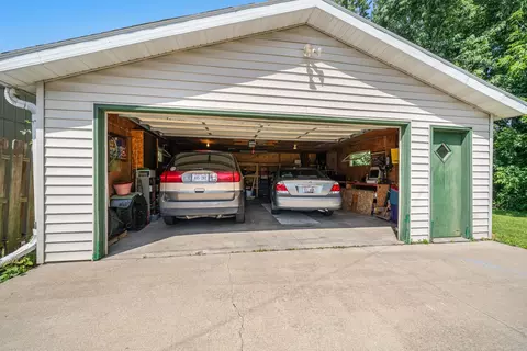 1407 N Meade St, Appleton, WI 54911 photo 23