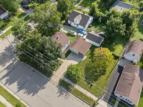 View/Area - 401 E Coolidge Ave, Appleton, WI 54915 photo 2 of 7