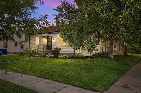401 E Coolidge Ave, Appleton, WI 54915