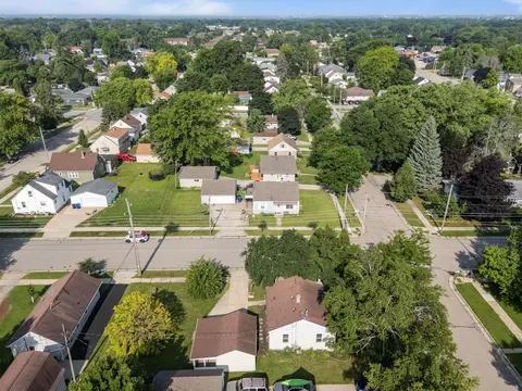 View/Area - 401 E Coolidge Ave, Appleton, WI 54915 photo 5 of 7