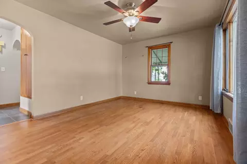 Living - 401 E Coolidge Ave, Appleton, WI 54915 photo 3 of 4