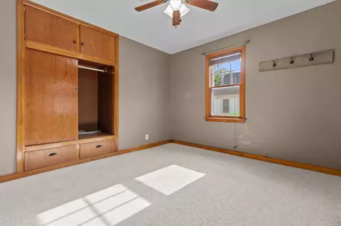 Bedroom - 401 E Coolidge Ave, Appleton, WI 54915 photo 1 of 4
