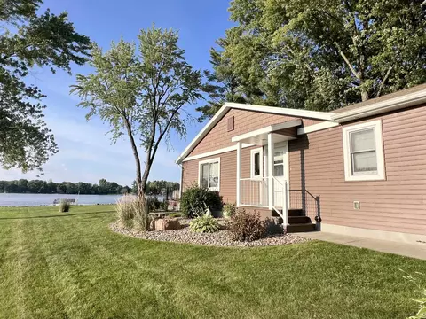 w4466 Lake Sharon Road, Wautoma, WI 54982