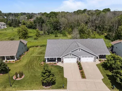 504 Mapleleaf Ct, Manitowoc, WI 54220 photo 42