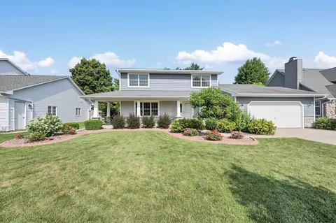 3912 E Saint Croix Cir, Green Bay, WI 54301