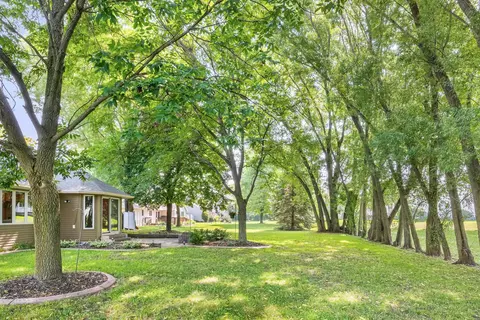w6083 Golden Court, Appleton, WI 54915 photo 41