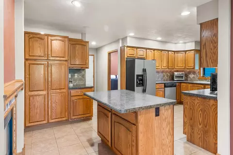 w6083 Golden Court, Appleton, WI 54915 photo 21