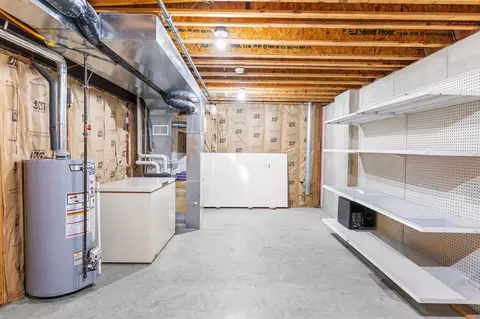 w6083 Golden Court, Appleton, WI 54915 photo 38