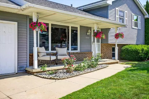 Exterior - w5642 Michelle Way, Appleton, WI 54915 photo 2 of 6
