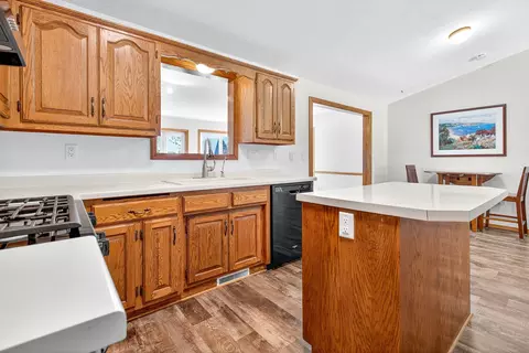 Kitchen - w5642 Michelle Way, Appleton, WI 54915 photo 3 of 3