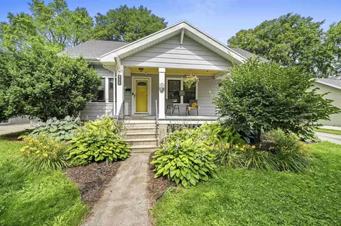 814 S Irwin Ave, Green Bay, WI 54301