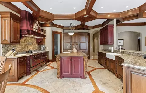 Kitchen - 1233 W Cedar St, Appleton, WI 54914 photo 4 of 7