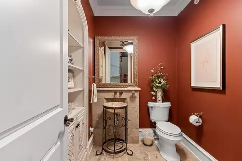 Bath - 1233 W Cedar St, Appleton, WI 54914 photo 1 of 9