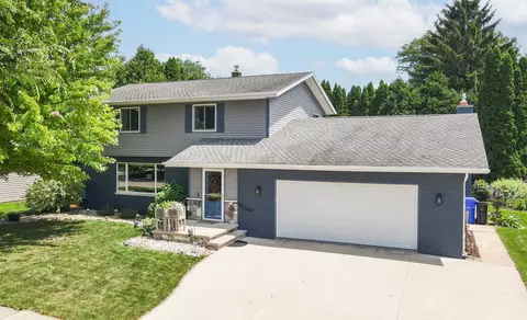 1300 S Irma St, Appleton, WI 54915