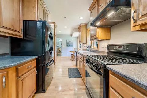 1300 S Irma St, Appleton, WI 54915 photo 14