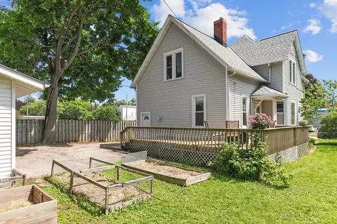 Exterior - 1209 N Lawe St, Appleton, WI 54911 photo 5 of 6