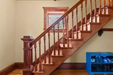 Entry Way - 1209 N Lawe St, Appleton, WI 54911 photo 2 of 7