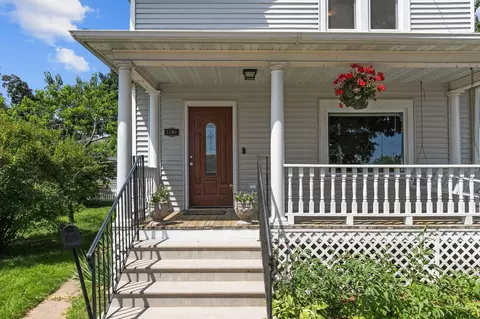 Exterior - 1209 N Lawe St, Appleton, WI 54911 photo 1 of 6