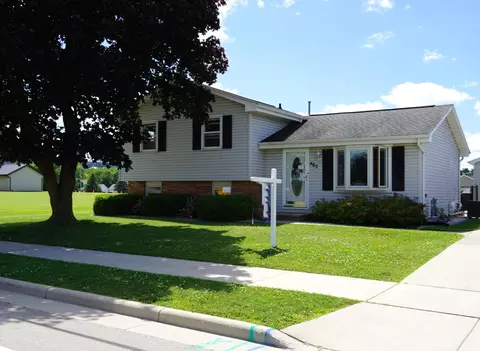 465 N Wall St, Denmark, WI 54208